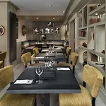 Hotel Le K2 Djola 4*