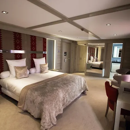 Le K2 Djola Otel 4*